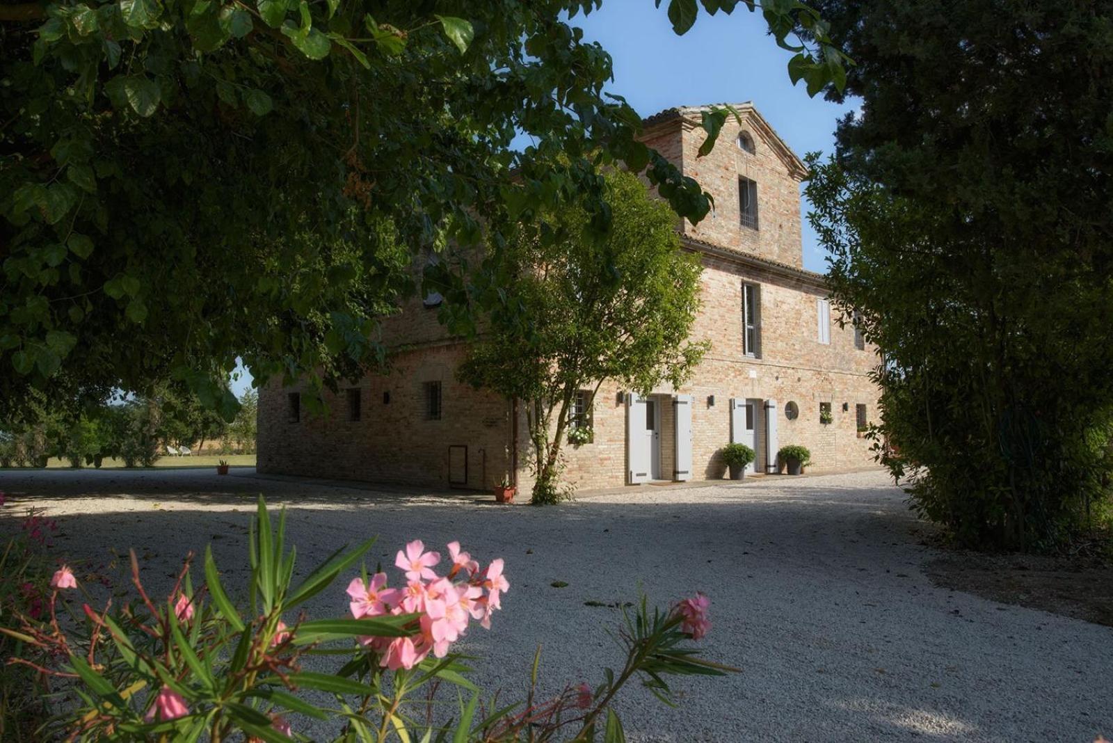 Maison022 Ξενοδοχείο Iesi Εξωτερικό φωτογραφία